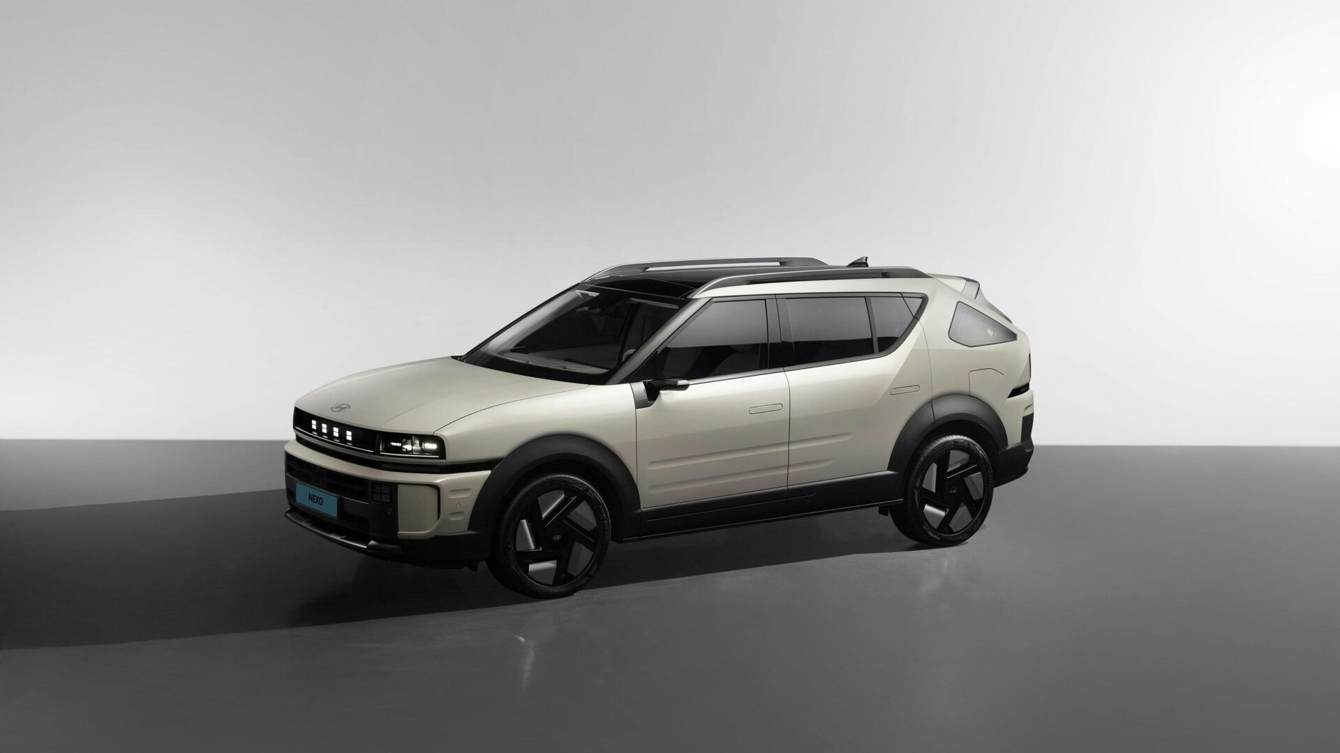 A hydrogen energy-powered car